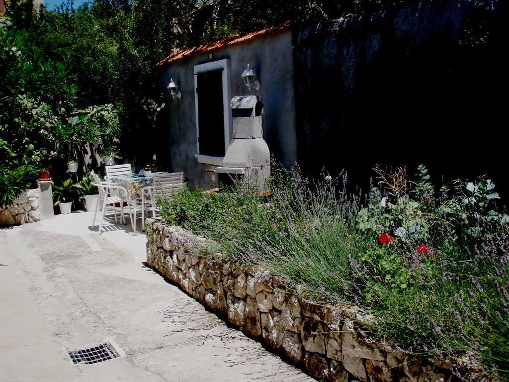 Barko Apartment And Rooms Hvar Town Exterior photo